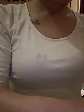 aniani11 online show from March 16, 2026, 3:38 pm