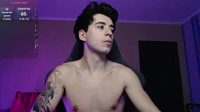 Yofukashii online show from December 18, 2025, 12:06 am