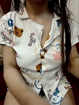 Snapshot of Bosy_Nora_X2 chatting on March 24, 2026, 8:47 pm Bosy Nora X2 online show from March 24, 2026, 8:47 pm