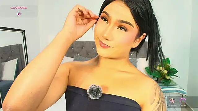 Snapshot of Vale_prado chatting on November 5, 2025, 1:27 am Vale prado online show from November 5, 2025, 1:27 am