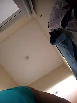 Snapshot of loboalfa2030 chatting on November 29, 2025, 2:20 pm loboalfa2030 online show from November 29, 2025, 2:20 pm