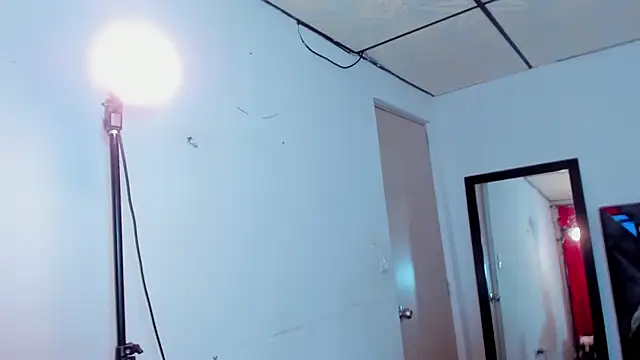 Snapshot of MollyandFher chatting on November 28, 2025, 3:42 am MollyandFher online show from November 28, 2025, 3:42 am