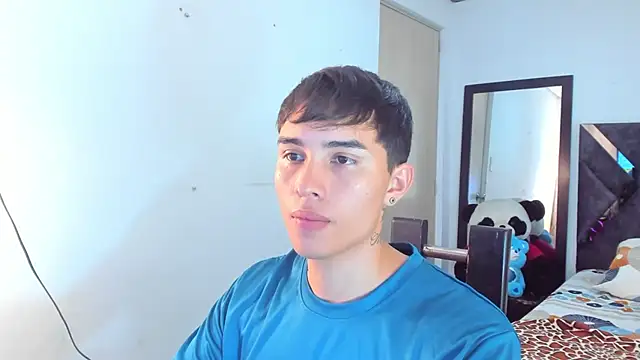 Snapshot of MollyandFher chatting on February 4, 2026, 1:11 am MollyandFher online show from February 4, 2026, 1:11 am