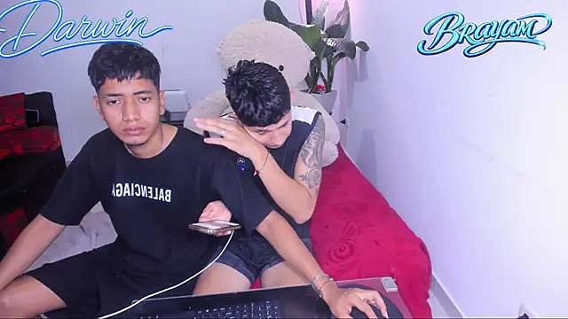 darwinandbrayann online show from February 9, 2026, 11:53 pm