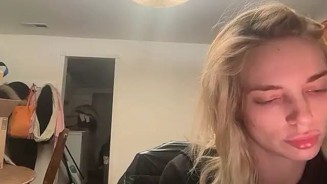 Snapshot of lanasharapovaxxx chatting on February 19, 2026, 12:50 am lanasharapovaxxx online show from February 19, 2026, 12:50 am