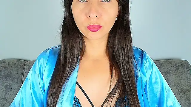 Snapshot of alana_pink95 chatting on November 18, 2025, 10:41 am alana pink95 online show from November 18, 2025, 10:41 am