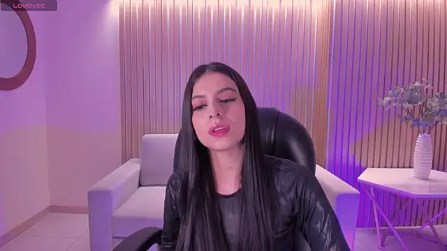 BellaConnorX online show from June 5, 2026, 6:09 am