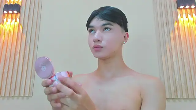 JULII RICO1 online show from February 17, 2026, 12:45 pm