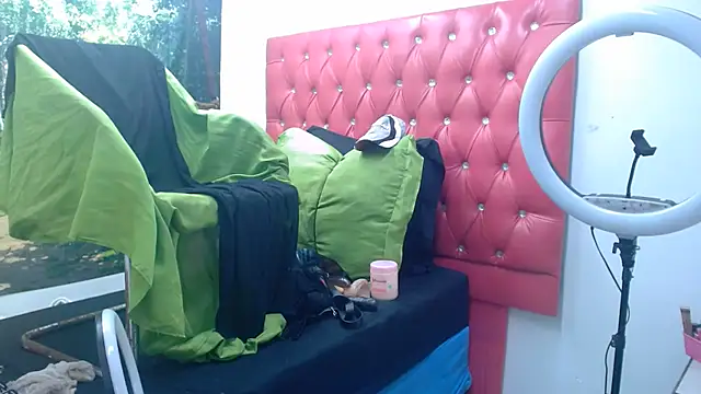 Snapshot of Lucile_Carrie chatting on June 29, 2026, 10:15 am Lucile Carrie online show from June 29, 2026, 10:15 am