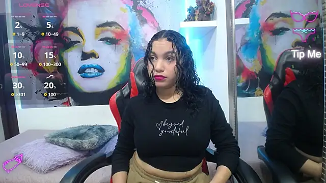 valeria martinez19 online show from May 26, 2026, 3:02 am