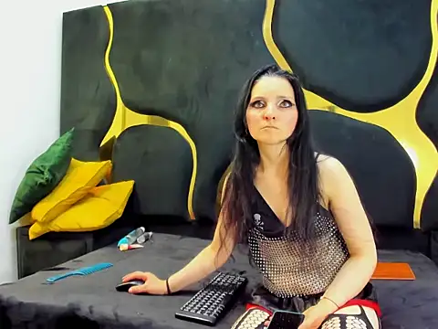 Morticia Black online show from December 16, 2025, 9:20 pm