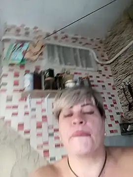 Snapshot of MilkySky chatting on November 8, 2025, 9:42 am MilkySky online show from November 8, 2025, 9:42 am