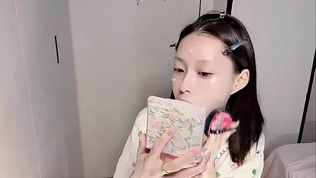 yuyu-33 online show from January 11, 2026, 1:10 am