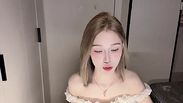 yuyu-33 online show from February 5, 2026, 11:26 am