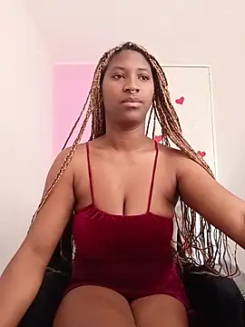 Snapshot of EvonyFoxxx chatting on February 20, 2026, 3:45 pm EvonyFoxxx online show from February 20, 2026, 3:45 pm