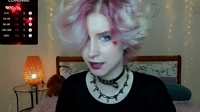 Angel Julles online show from July 17, 2026, 4:01 pm