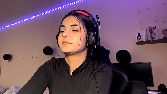 Marry glow online show from October 30, 2025, 5:35 pm