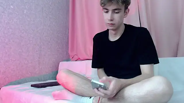 Harvey foster online show from December 17, 2025, 3:18 pm