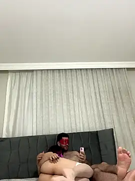 Snapshot of murathandenur chatting on November 7, 2025, 6:52 pm murathandenur online show from November 7, 2025, 6:52 pm