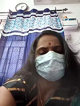 Snapshot of Cutie_Rani chatting on November 4, 2025, 7:51 am Cutie Rani online show from November 4, 2025, 7:51 am