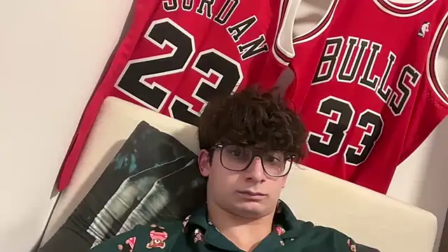 ldekfeklfmkemfk online show from February 11, 2026, 8:58 pm