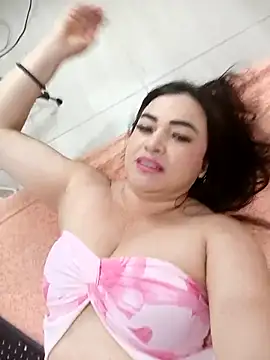 Candy69  online show from November 14, 2025, 2:05 pm