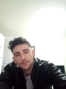 yasinesra757  online show from December 20, 2025, 1:29 pm