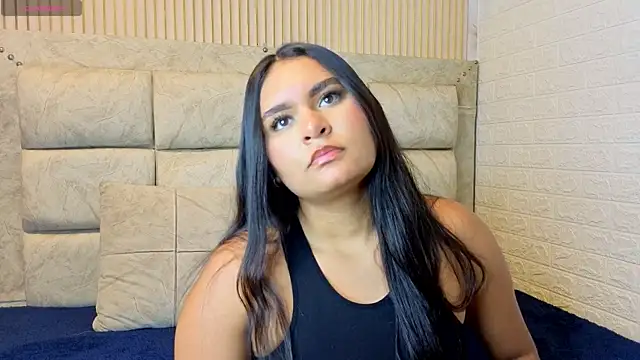 amarahanks1 online show from January 8, 2026, 8:44 pm