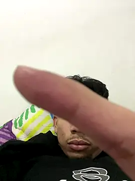 Snapshot of starboy2812 chatting on November 25, 2025, 2:22 am starboy2812 online show from November 25, 2025, 2:22 am