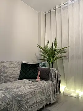 Snapshot of HotLdyllic chatting on February 28, 2026, 1:23 pm HotLdyllic online show from February 28, 2026, 1:23 pm