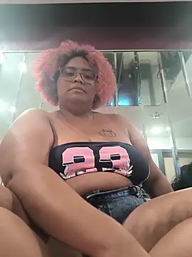 Snapshot of Peachii69 chatting on February 14, 2026, 2:52 am Peachii69 online show from February 14, 2026, 2:52 am