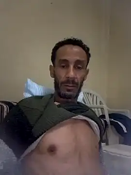 walide100000 online show from March 31, 2026, 9:15 pm