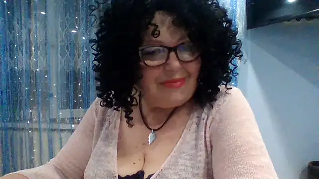 Snapshot of Milaniya606 chatting on June 11, 2026, 6:39 pm Milaniya606 online show from June 11, 2026, 6:39 pm