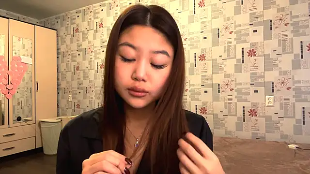 Snapshot of YunDargenio chatting on November 13, 2025, 9:08 am YunDargenio online show from November 13, 2025, 9:08 am