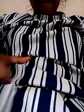 vijaylaxmi69 online show from February 16, 2026, 4:58 pm