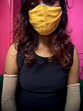 Queen-dhivya online show from November 15, 2025, 2:20 am