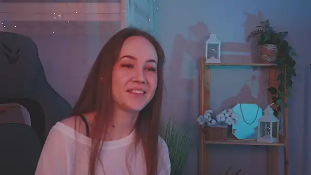 Snapshot of ElinVale chatting on January 17, 2026, 11:26 am ElinVale online show from January 17, 2026, 11:26 am