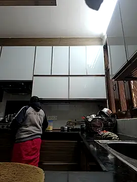 Hot-Sana2 online show from December 2, 2025, 7:14 am