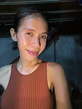 bellaUtops online show from April 18, 2026, 7:40 pm