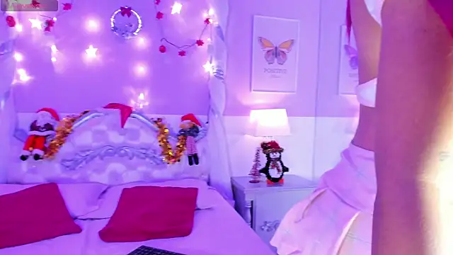 BellaBlazze online show from December 22, 2025, 12:02 pm