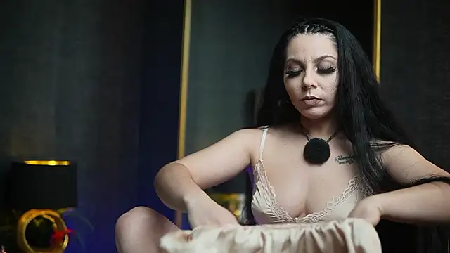 Snapshot of GiaEasyIce chatting on February 25, 2026, 11:03 pm GiaEasyIce online show from February 25, 2026, 11:03 pm