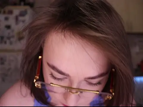 Snapshot of SquirtsonElsa chatting on November 6, 2025, 8:32 pm SquirtsonElsa online show from November 6, 2025, 8:32 pm