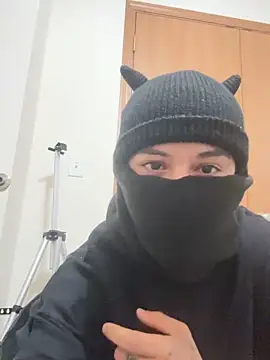 Sickio4 online show from June 17, 2026, 3:42 am