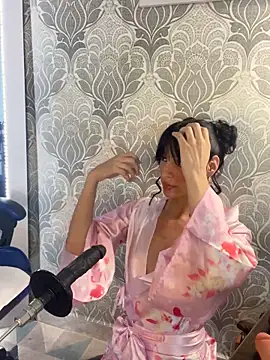  Kylei 7 online show from November 2, 2025, 2:36 am