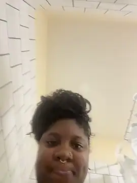 Snapshot of onlyymisha chatting on November 3, 2025, 1:34 pm onlyymisha online show from November 3, 2025, 1:34 pm