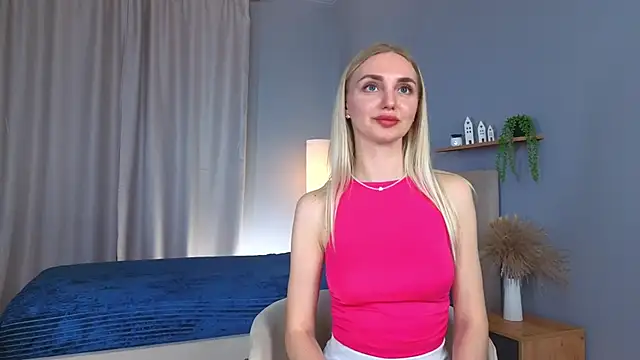 Snapshot of Carollina_ chatting on November 9, 2025, 3:10 pm Carollina online show from November 9, 2025, 3:10 pm