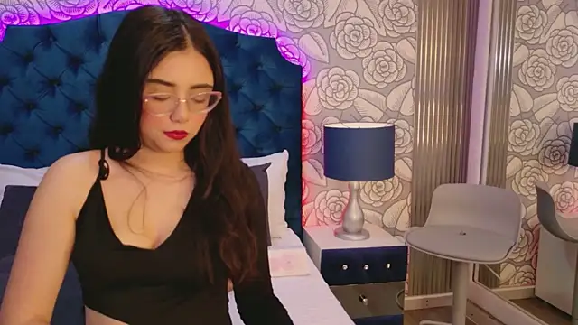 ScarlettPetrova online show from March 22, 2026, 11:46 am