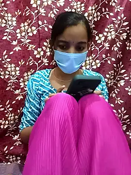 Snapshot of American_tourist chatting on November 6, 2025, 1:45 pm American tourist online show from November 6, 2025, 1:45 pm