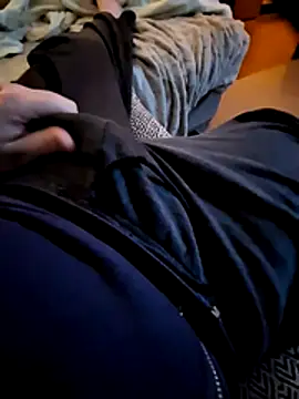 Snapshot of Boy18cm93 chatting on November 12, 2025, 2:01 am Boy18cm93 online show from November 12, 2025, 2:01 am