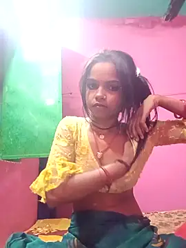 Snapshot of Rakhi_singh chatting on November 6, 2025, 12:33 am Rakhi singh online show from November 6, 2025, 12:33 am